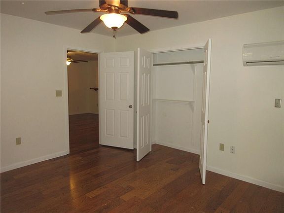 5th image of 5925 Ellison Ave