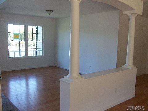 4th image of 14 Danamarie Ln