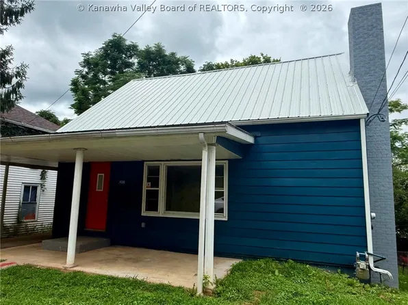 308 7th St, Ripley, WV 25271