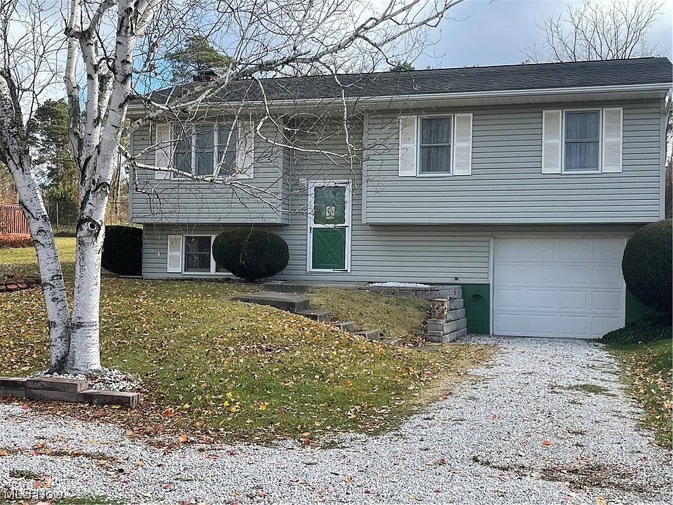 1st image of 67303 Pineview Dr