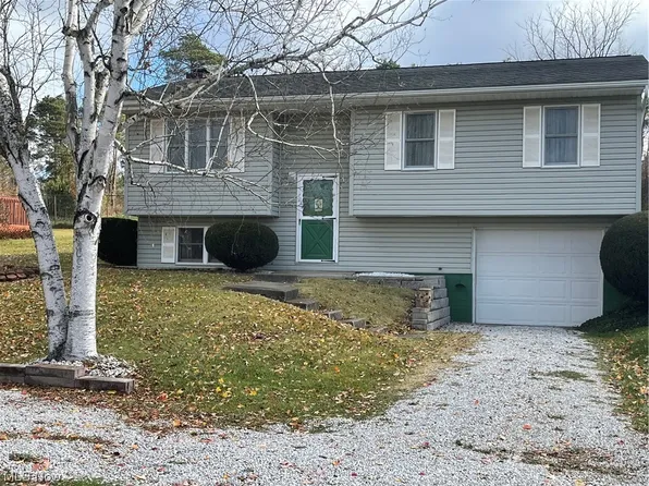 67303 Pineview Dr, Belmont, OH 43718