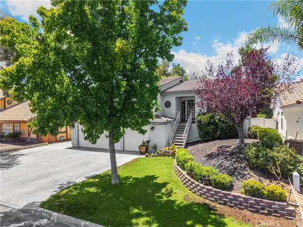 30833 Burning Tree Dr, Canyon Lake, CA 92587