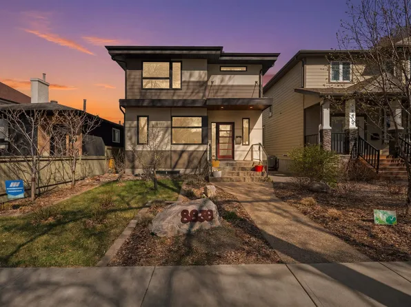 8839 93rd St NW, Edmonton, AB T6C 3T2