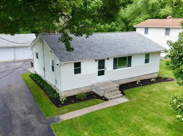 3015 Boos Rd, Huron, OH 44839