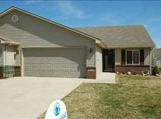 3027 SE Turnberry Dr, Ankeny, IA 50021