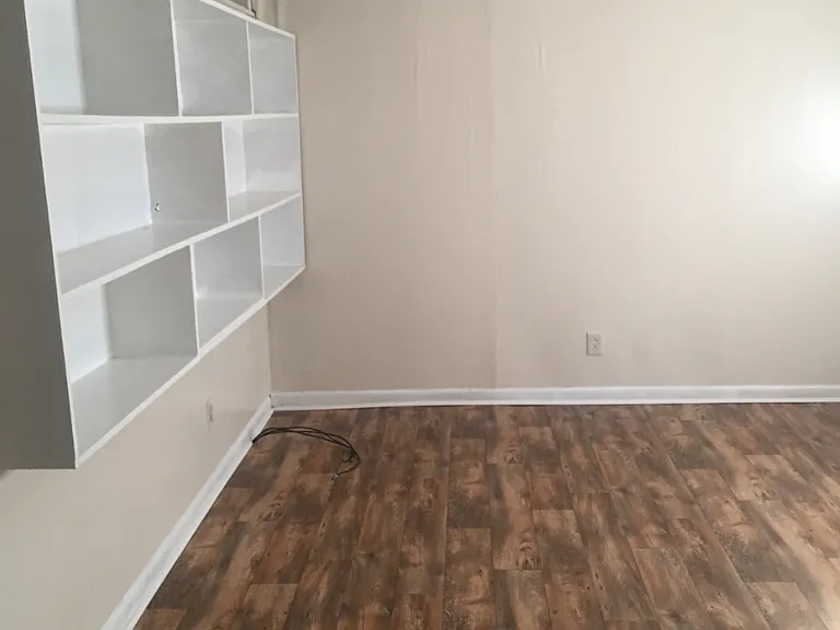 919 Minor St NE #5 — Photo 16