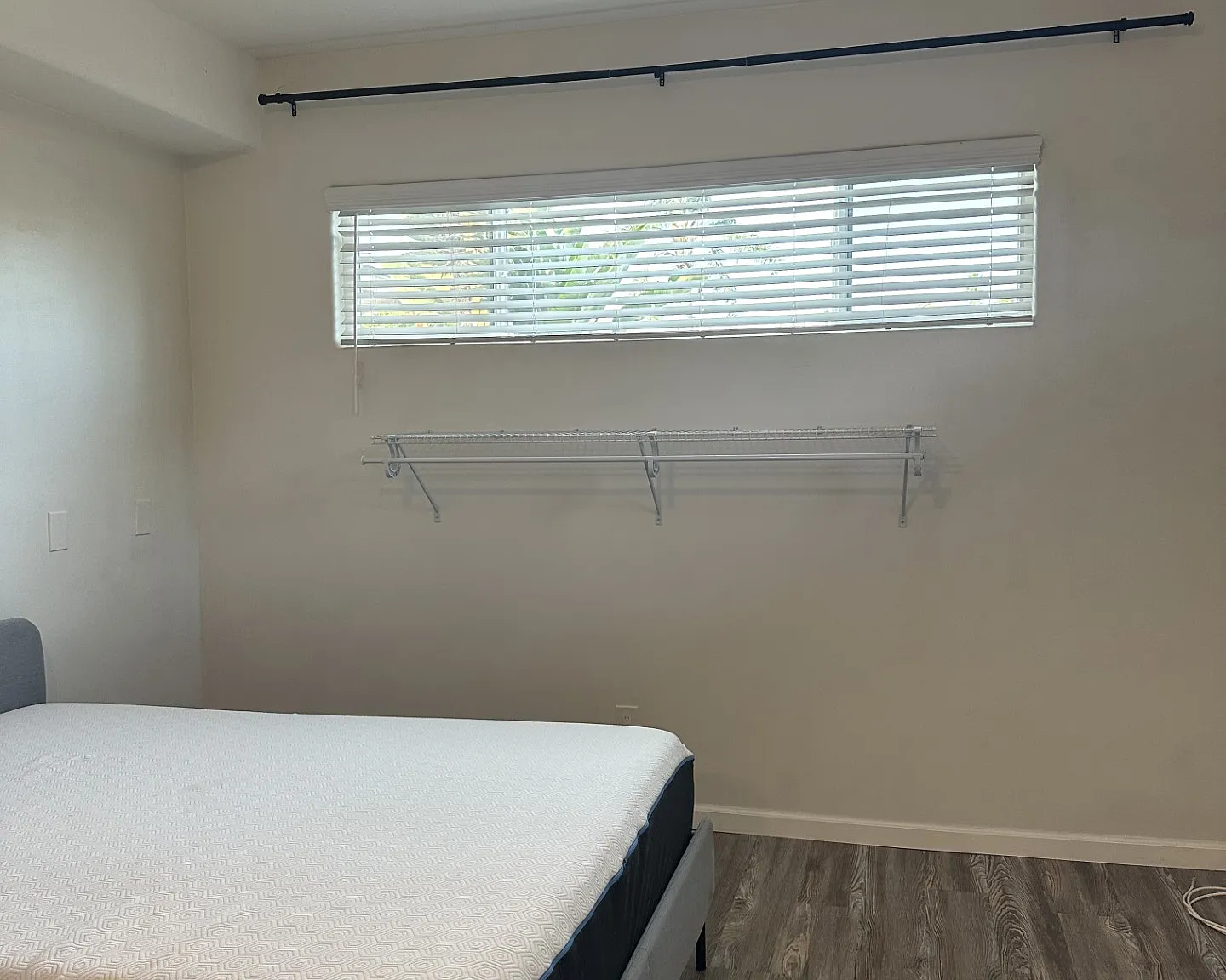 1 bed, 350 sqft, $2,000 — Photo 3