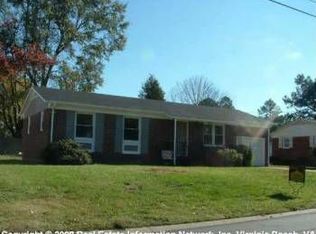 1113 Custis Rd, Suffolk, VA 23434