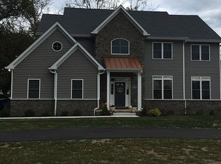 6205 Henry Ln, Fort Washington, PA