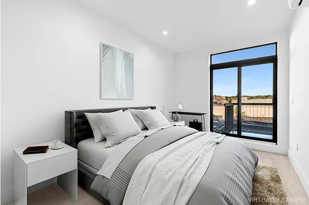 Rented by Compass | media 31