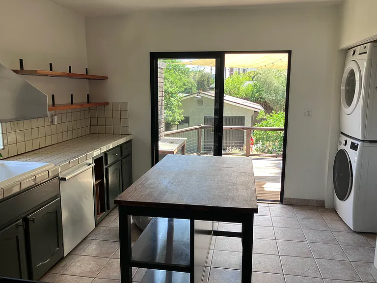 4802 Converse St — Photo 6