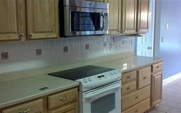 4th image of 96 Lovorn Cir