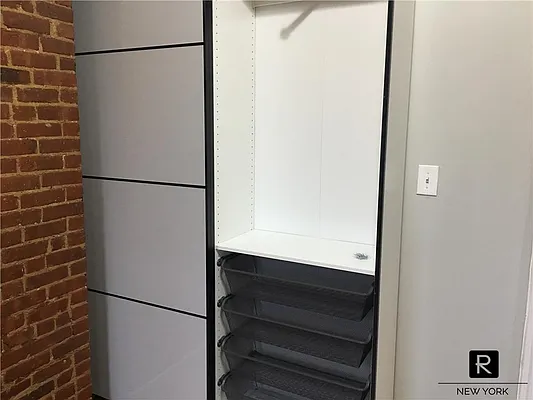 Rented by R New York | media 47