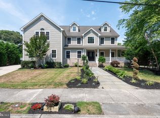 3 Ridgewood Dr, Northfield, NJ 08225