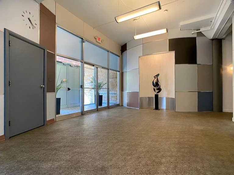 Central Park Lofts — Photo 11