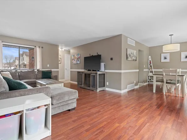 5835 Cambridge CIRCLE #1, Mount Pleasant, WI 53406