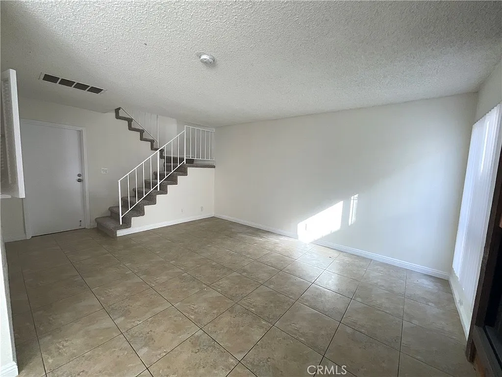 Building Photo - 7942 Moonshadow Cir #2