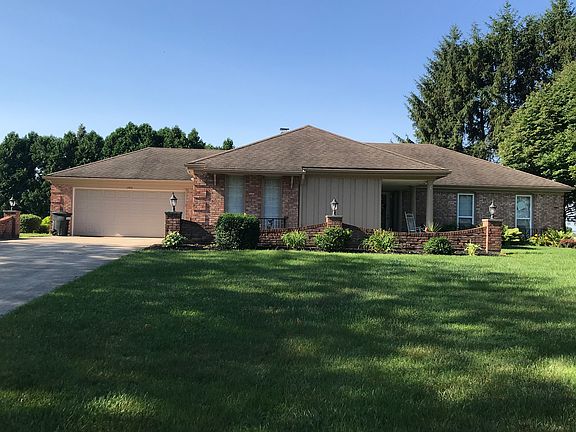 2nd image of 1700 Stockham Dr