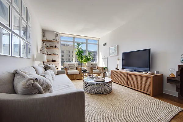 Rented by Compass | media 2