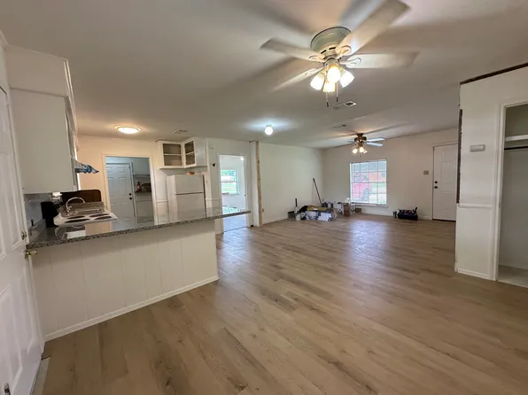 307 Sinbad St, Baker, LA 70714