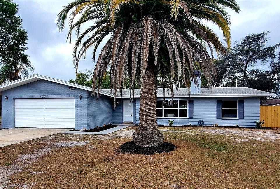 1st image of 900 Richards Ave