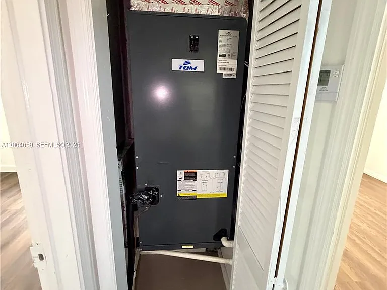 1200 NW 37th Ave #2 — Photo 14