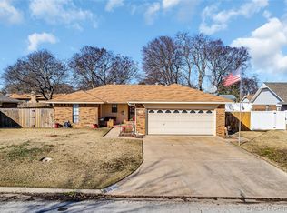 1905 8th Ave NW, Ardmore, OK 73401