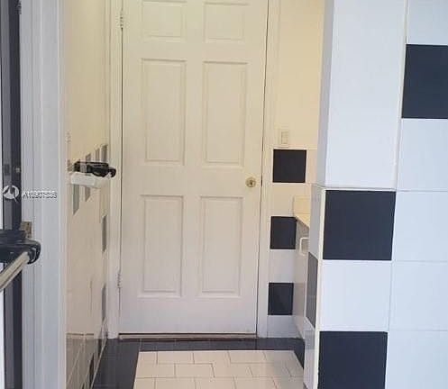 4th image of 3001 SW 117th Ave #0