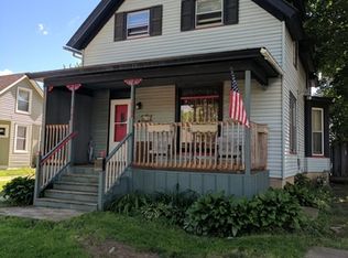 423 Orchard St, Elgin, IL 60123