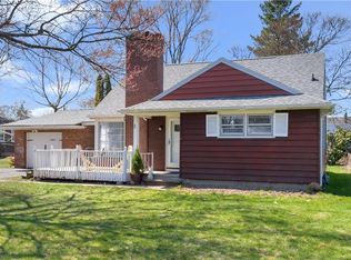 37 Lynette Dr, Rochester, NY 14616