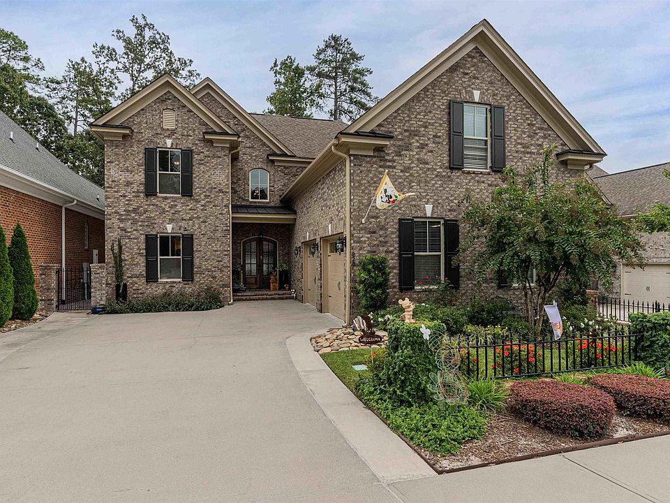 2nd image of 220 Upper Lake Dr