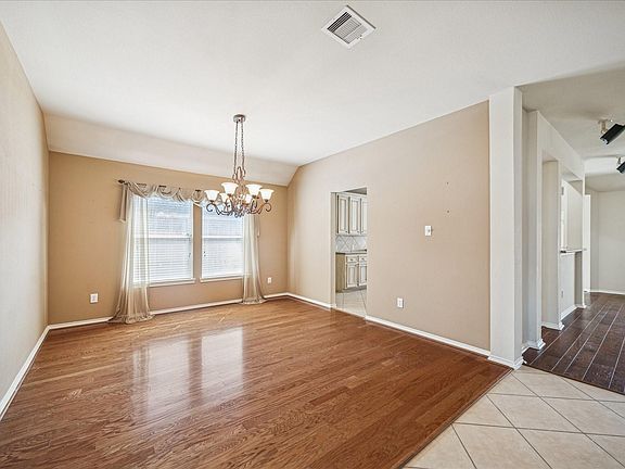 4th image of 25607 Crisp Spring Ln