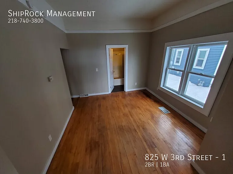 825 W 3rd St #1 — Photo 11