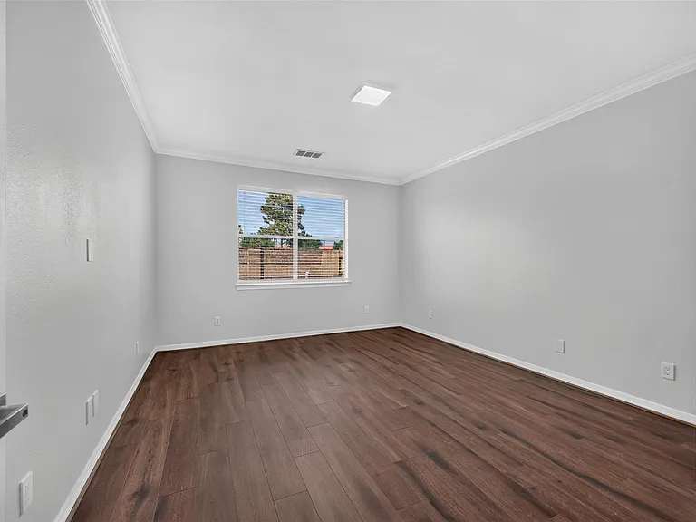 24542 Bella Veneza Dr — Photo 13