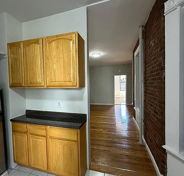 327 W 21st St #4W — Photo 13
