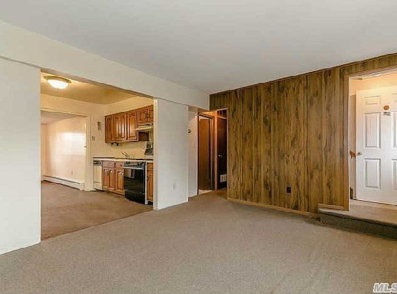 3rd image of 556 Bellmore St