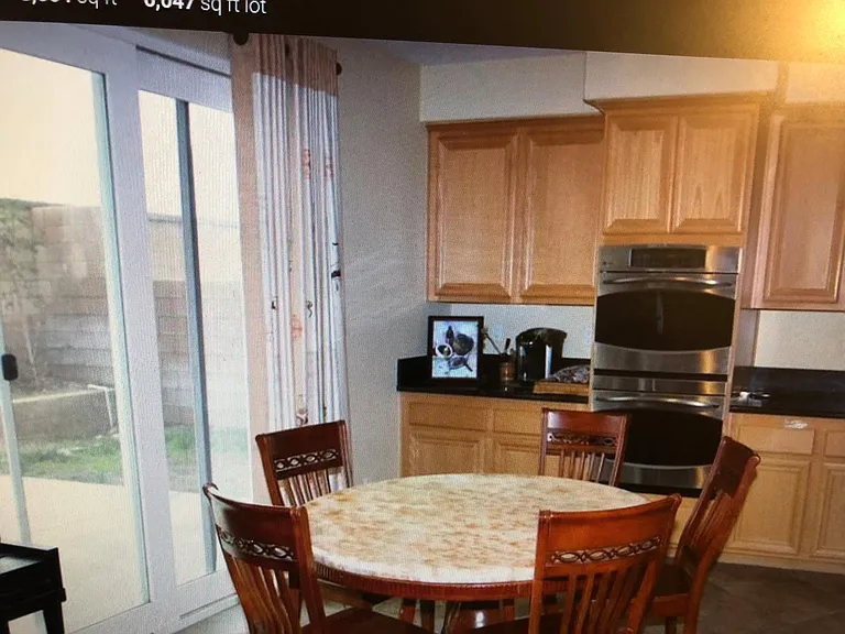 Breakfast room