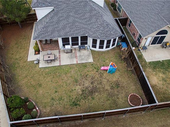 4th image of 6606 Highland Crest Ln