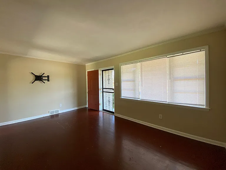 341 Whiteville Ave — Photo 2