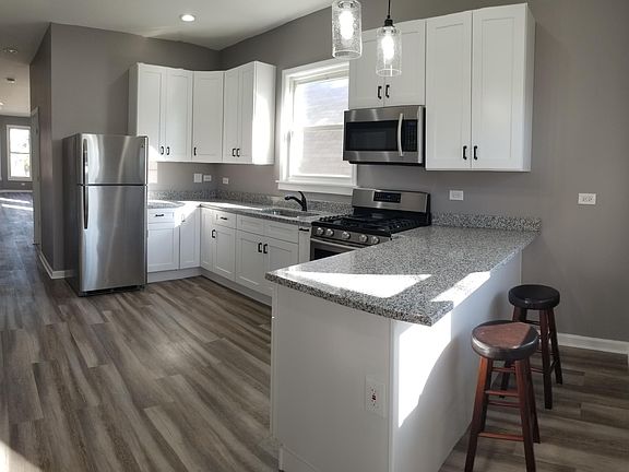 2nd image of 3219 W McLean Ave #2