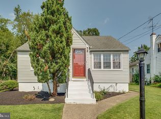 38 S Oakland Ave, Runnemede, NJ 08078