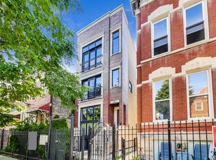 1022 N Wood St #3, Chicago, IL 60622