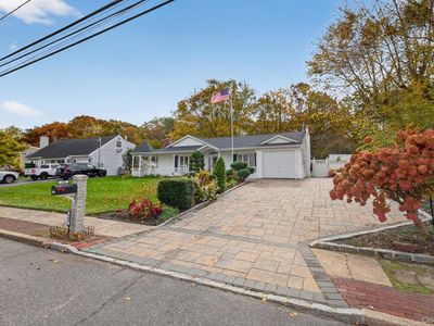 356 8th Street, Bohemia, NY, 11716