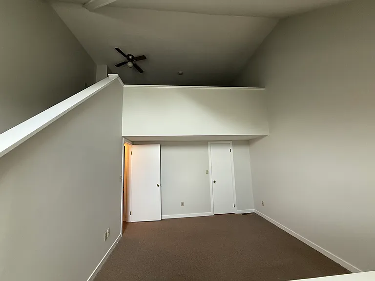 105 Tremont Ave #C — Photo 12
