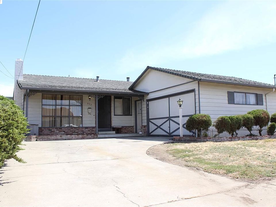 1st image of 972 Crespi Dr