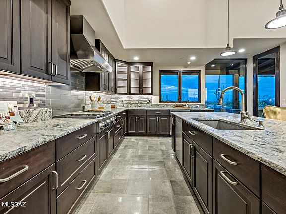 5th image of 6155 W Seven Saguaros Cir