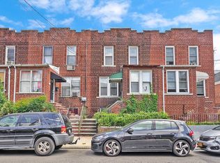 2447 43rd St, Astoria, NY 11103