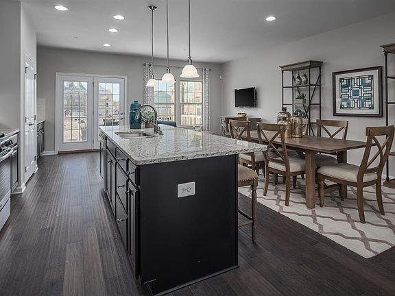 Strauss Main Level Entry