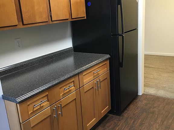 3rd image of 1800 Downey St APT 2