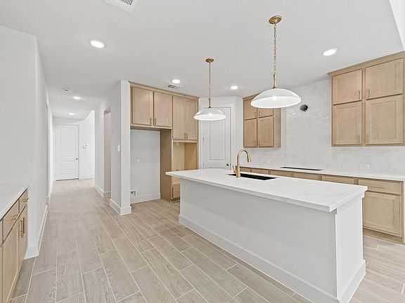 4th image of 26626 W Skylight Brook Cir